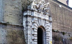 Roman Vatican Apartment Freewifi